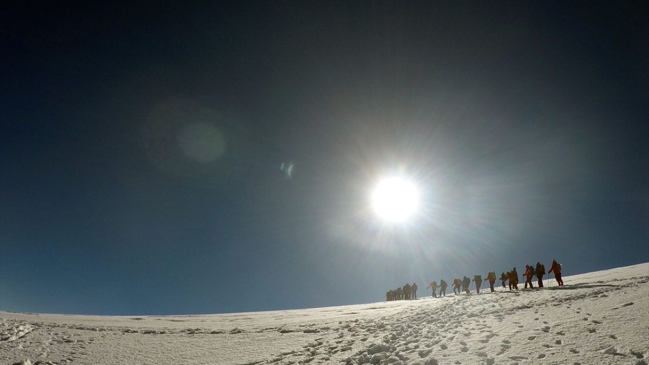 Şimşek, bütün karasal bölgelerde görülen iklimleri burada görmenin mümkün olduğunu aktararak, şöyle konuştu: