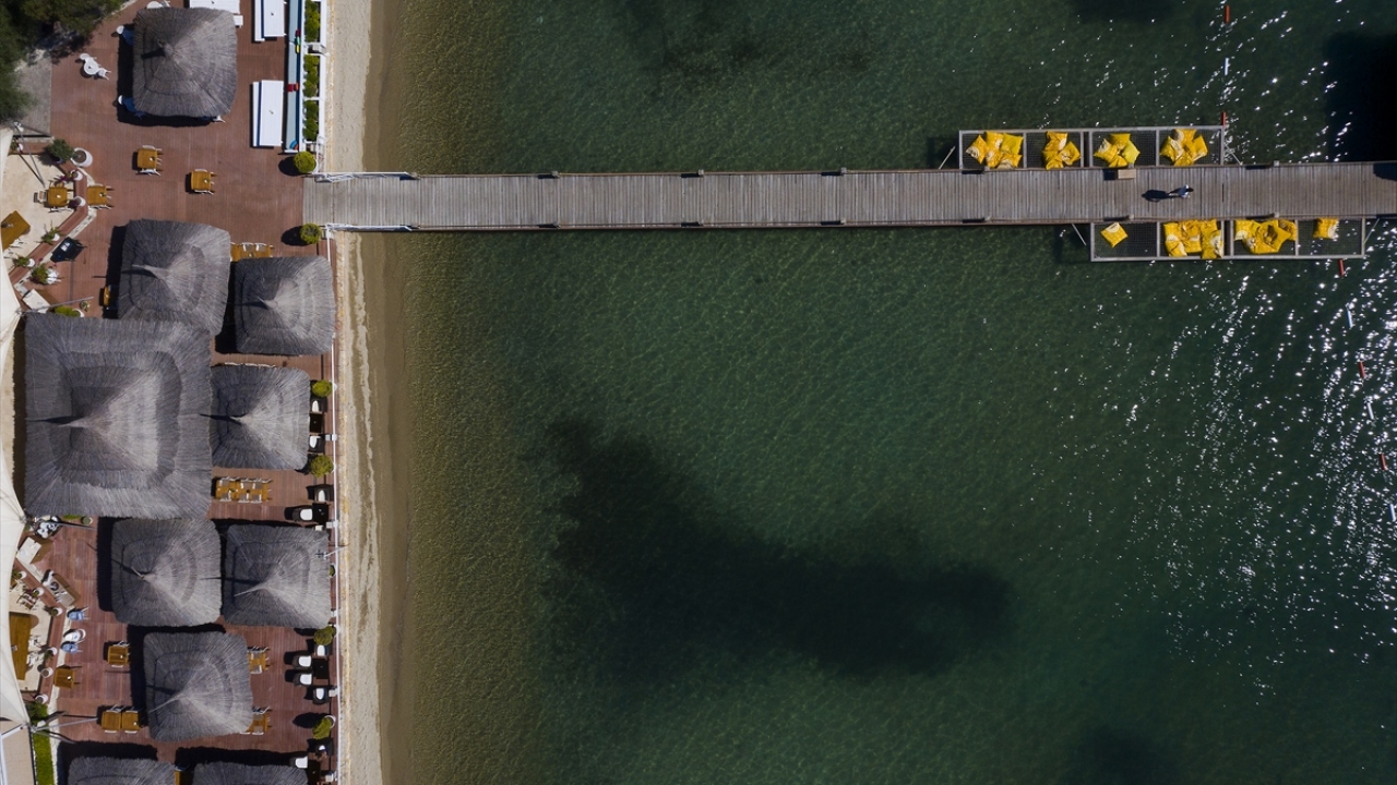 Son günlerde Rus turistlerin gelmesiyle sevinen sektör temsilcileri İngiliz pazarında yaşanan artışla da mutlu oldu.