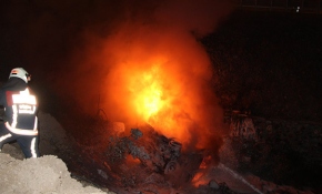 Ambulans şarampole devrildi: 3'ü sağlıkçı 4 kişi yaralandı