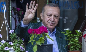 Cumhurbaşkanı Erdoğan'a vatandaşlardan yoğun ilgi