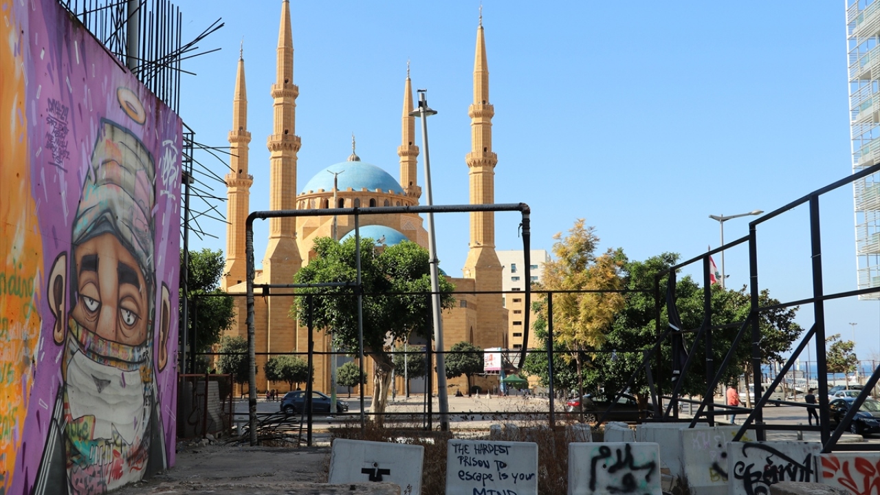 Patlamanın tahrip ettiği yapılar ve iç savaşın izlerini taşıyan binalar