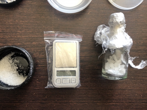 Sarıgöl'de jandarmadan uyuşturucu operasyonu