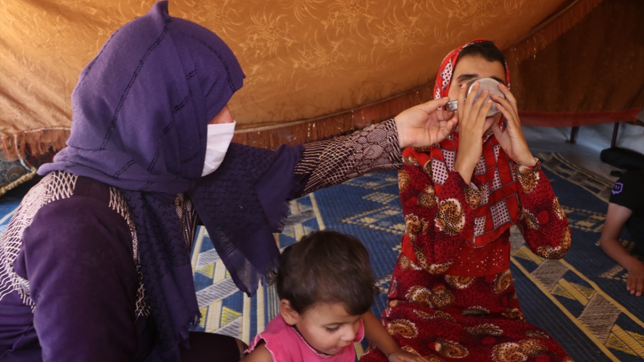 İnad Musa, "Sürekli, `Görmek ister misin?` sorusunu duymak istemiyorum. Bunu duymak beni üzüyor. Bir an önce tedavi olarak ailemi görmek istiyorum." ifadelerini kullandı.