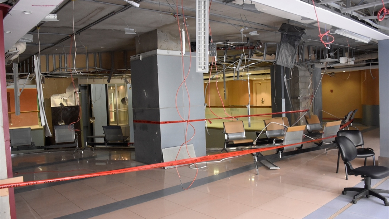 Beyrut`taki patlamada yaralanan binlerce yaralıdan bazıları diğer kentlerdeki hastanelere nakledilmek zorunda kaldı. 