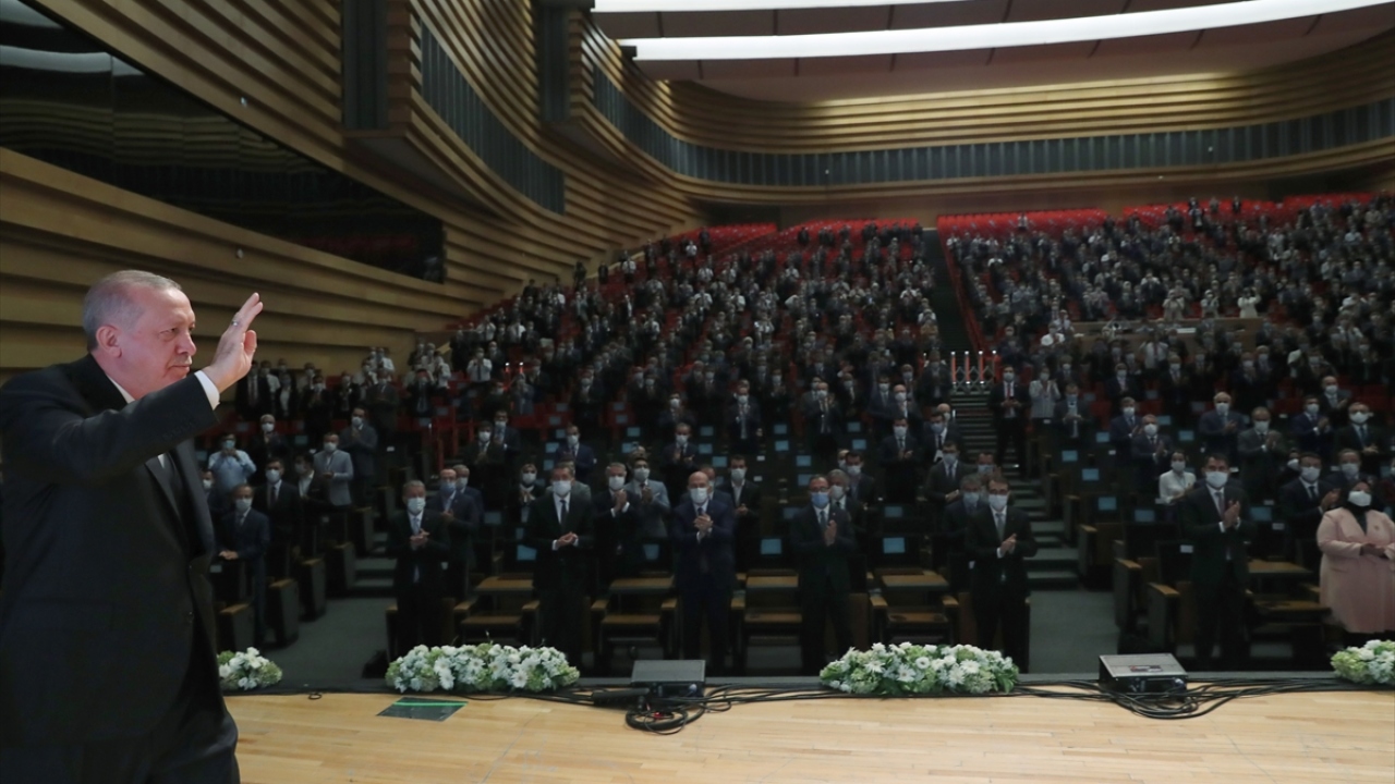 "Nefesi kesilenler yolunu şaşıranlar oldu"
