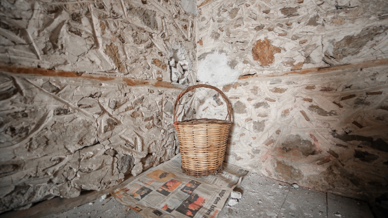 Bu yıl yapılan "Zilalcı Konağı Restorasyon Projesi" ihalesini 2 milyon 418 bin lira bedelle alan yüklenici firma, yapının restorasyon çalışmalarını başlattı. 