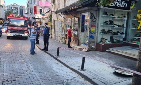 Beşiktaş'ta korkutan patlama: Rögar kapağı yerinden çıktı