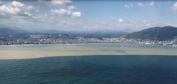 Karadeniz renk değiştirdi