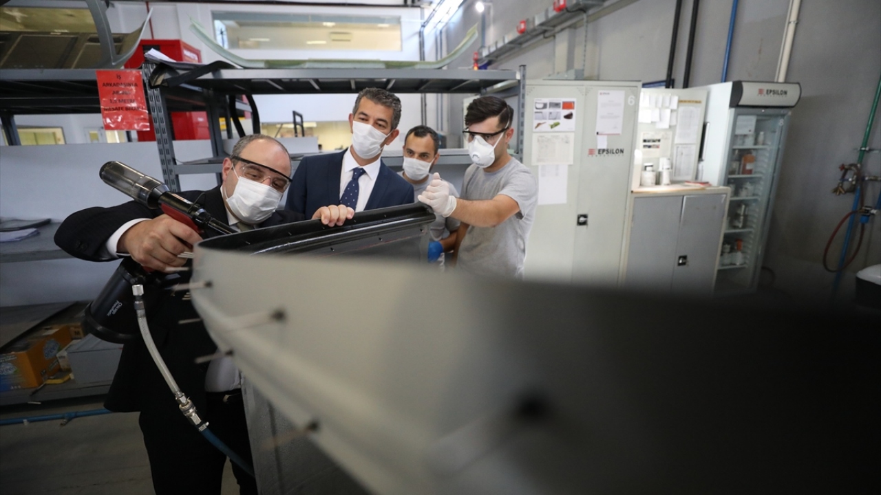 Başkent OSB`nin temelinin 2003 yılında Cumhurbaşkanı Recep Tayyip Erdoğan tarafından atıldığını hatırlatan Varank, bugün OSB`de 303 firmanın faaliyet gösterdiğini ve yaklaşık 20 bin kişiye istihdam sağlandığını bildirdi.