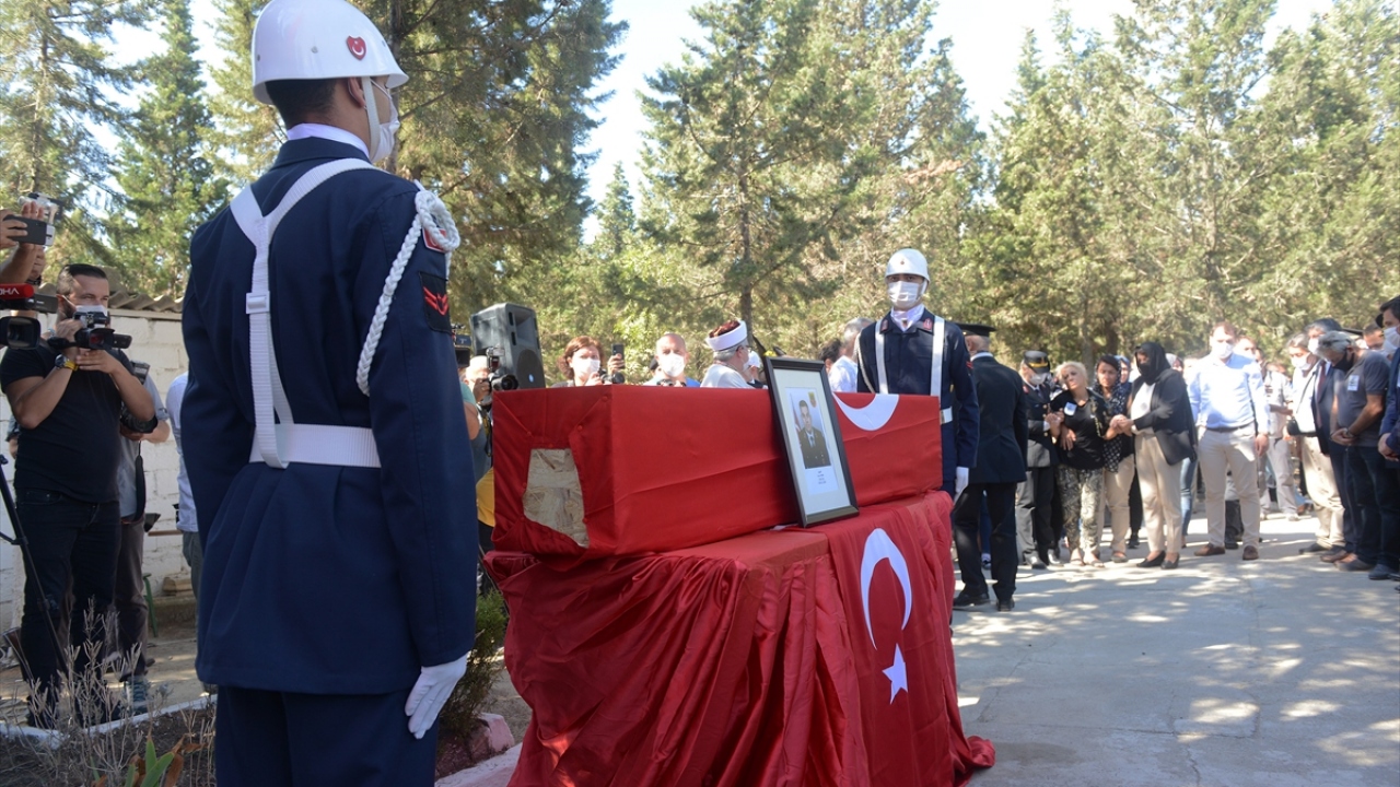 Kıran`ın cenazesi, cenaze namazının ardından toprağa verildi. 
