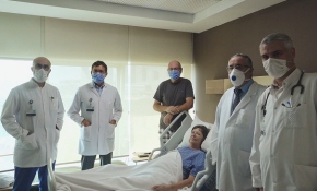 Emekli İngiliz hemşire Türkiye'de sağlığına kavuştu