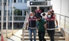 Bursa'da iş yerinden çelik kasa hırsızlığı güvenlik kamerasında