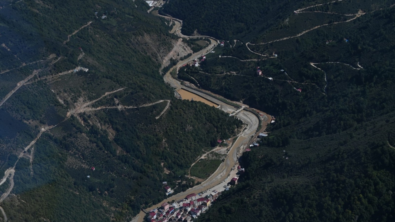 Köy yollarında hasar tespit çalışmaları KGM tarafından yürütülüyor