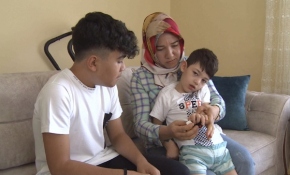 Minik Mert'in tek umudu Avrupa'daki ilaç