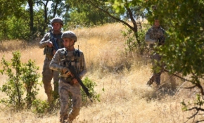 Diyarbakır'daki narko-terör operasyonu kararlılıkla sürüyor