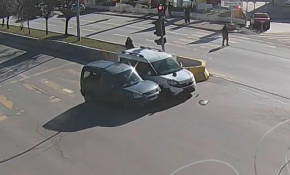 Kırıkkale'de ilginç trafik kazası kamerada