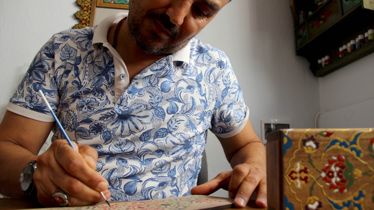 İsteğinin kabul edilmesi üzerine Karasu, haftada iki gün İstanbul`dan Edirne`ye gelmeye başladı.