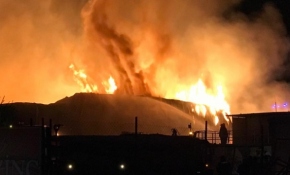 Gaziantep'te ahşap palet fabrikasında yangın