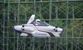 Japonya'da uçan arabanın ilk insanlı test sürüşü tamamlandı