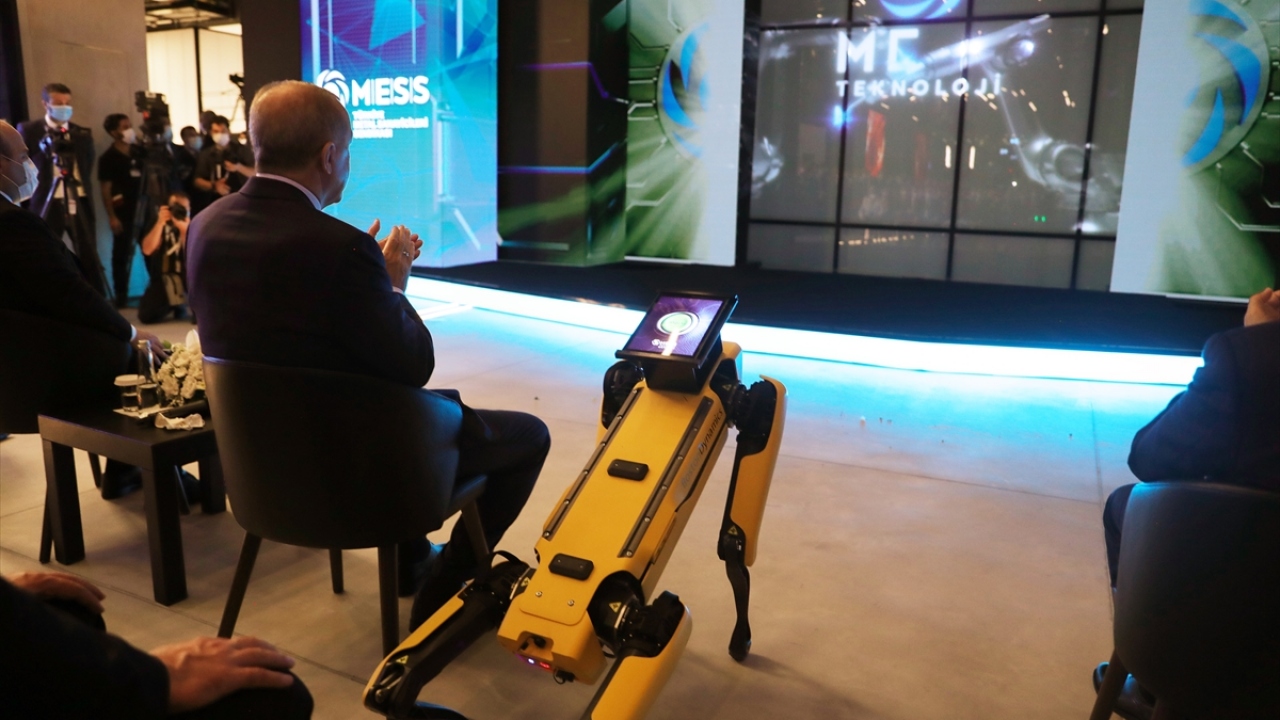 İşte açılıştan kareler...