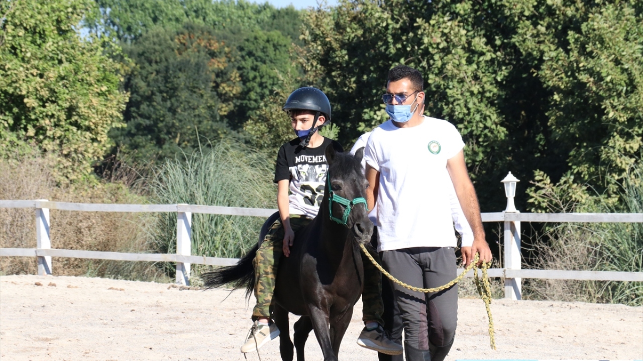 "Atlarla gezmeyi çok seviyorum"