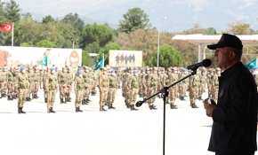 Akar ve komutanlardan komandolara ziyaret