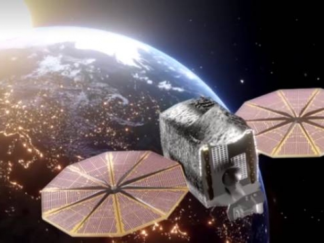 Lucy, Jüpiter'in Truva atlarını incelemek üzere yola çıkıyor