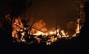 Yunanistan'daki sığınmacı kampında yeni yangın
