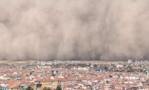 Ankara'da kum fırtınası