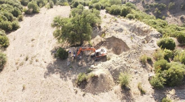 Manisada kaçak kazı operasyonu
