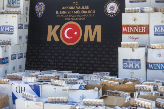İmha edilmesi gereken sigaraları sattığı belirlenen firmaya operasyon