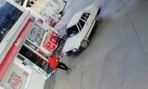 Veresiye yakıt vermeyen istasyon görevlisini böyle ezdi