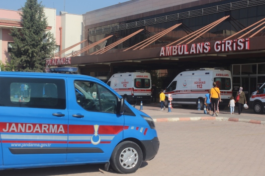Kiliste askeri araç devrildi, 5i asker 16 kişi yaralandı