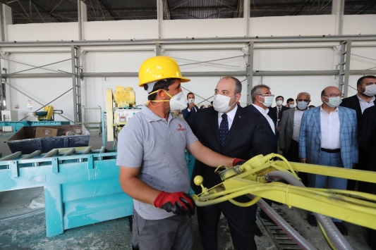 Sanayi ve Teknoloji Bakanı Varank, Licede mermer fabrikasının açılışını yaptı