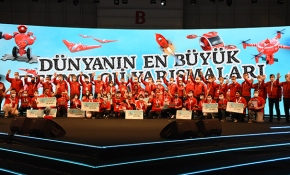 TEKNOFEST'te final heyecanı: Dereceye girenler ödüllendirildi