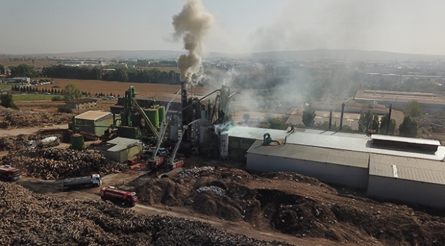Eskişehirde sunta fabrikasında yangın