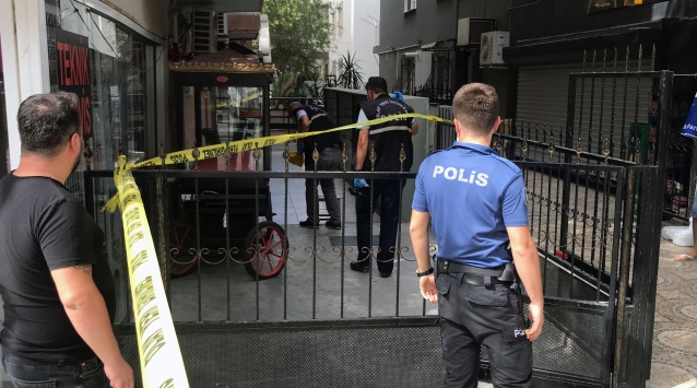 İzmirde silahlı kavga: 1 yaralı