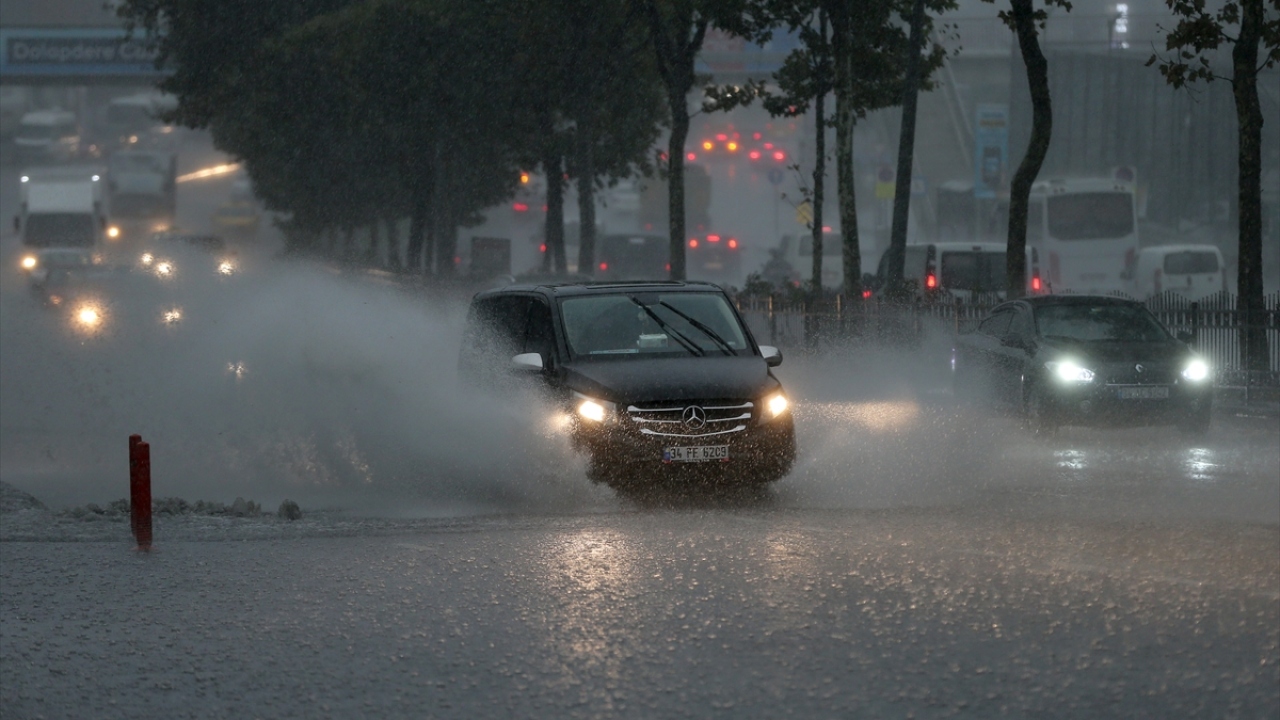 Beyoğlu-İstiklal Caddesi