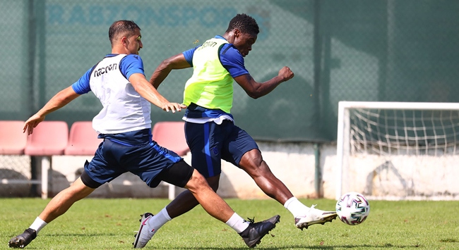 Trabzonsporda Ekuban ve Pereira geri döndü