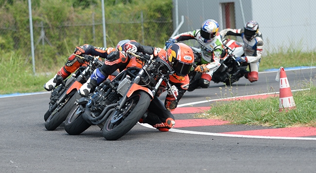Milli motosikletçiler Fransada piste çıkacak