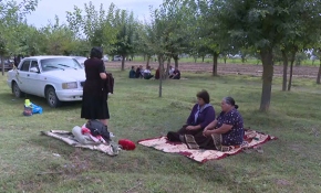 TRT Haber, Azerbaycan'da sivil halkın sığındığı bölgeye gitti