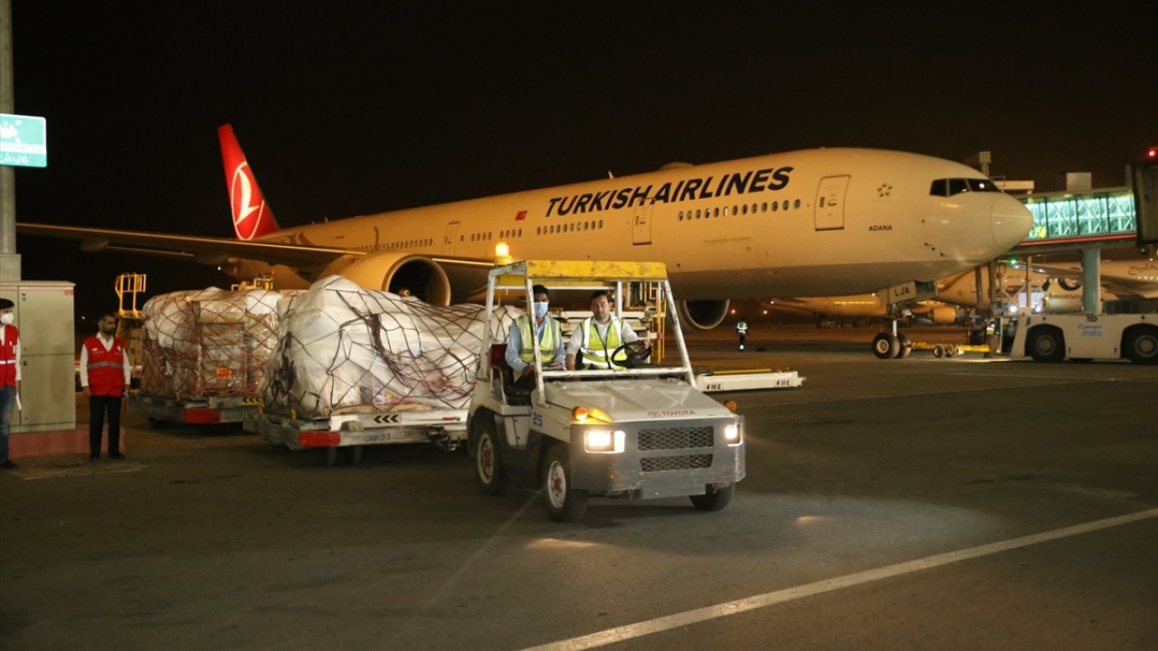 Pakistan`da şimdiye kadar 312 bin 263 Kovid-19 vakası görüldü, salgın dolayısıyla 6 bin 479 kişi hayatını kaybetti.