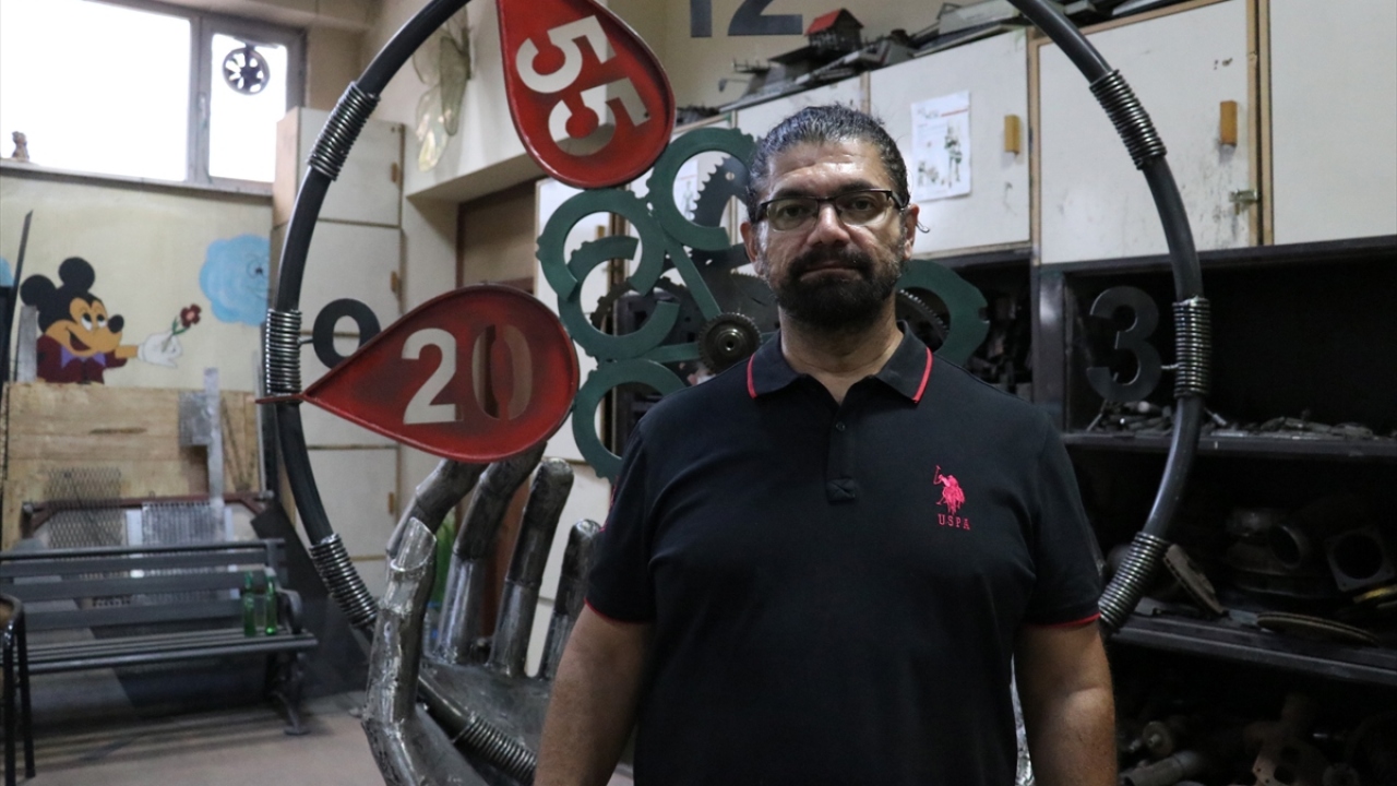 "Bu anıtla 7`den 77`ye herkese mesaj vermek istiyorum"