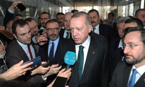 Cumhurbaşkanı Erdoğan: AYM ile ilgili yeni bir adım atılırsa buna katılırım