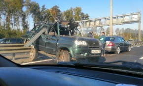 Aracı bozulan sürücü ölümden koşarak kurtuldu