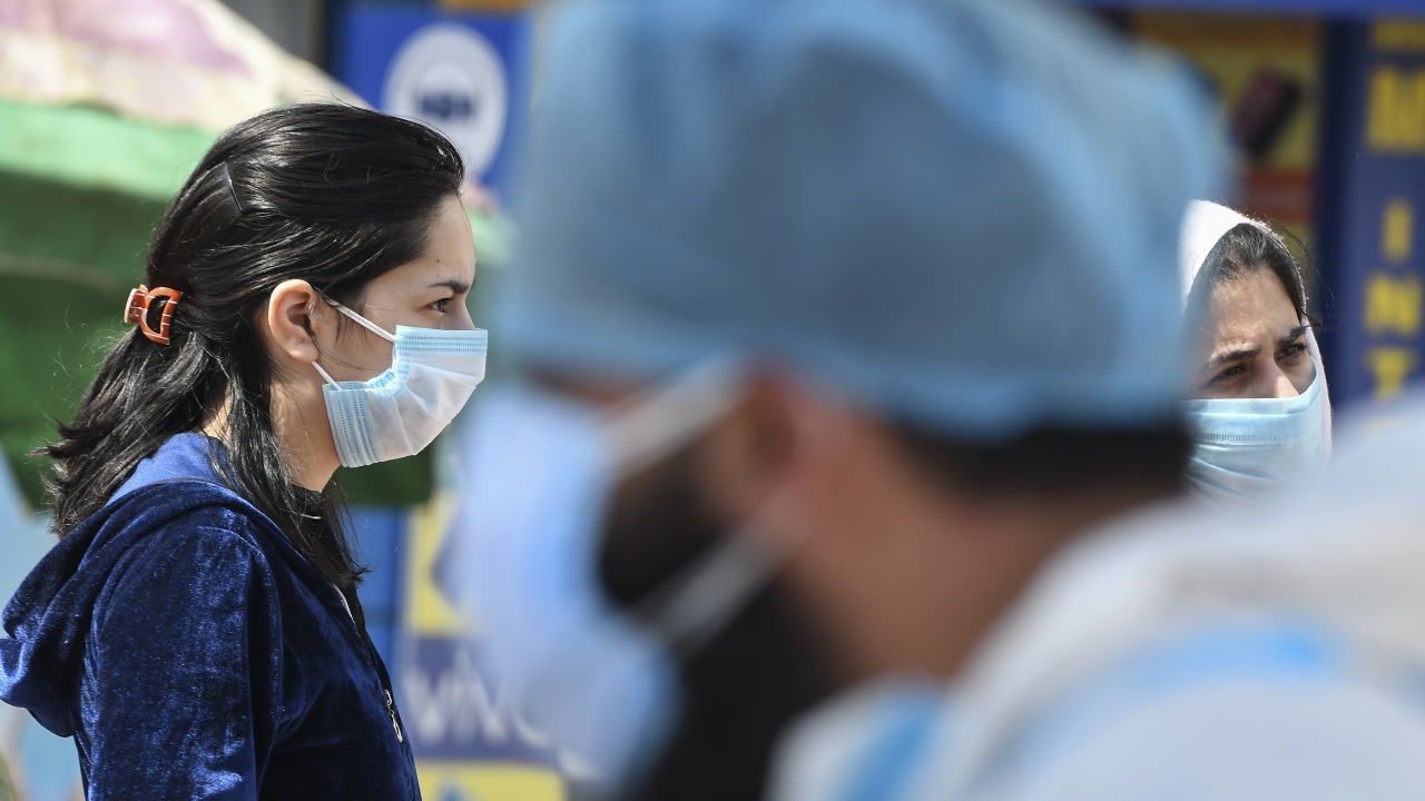 Vaka sayısı, dünya genelinde 34 milyon 484 bin 468`e çıkarken, virüs saptanan 25 milyon 674 bin 937 kişi sağlığına kavuştu. 