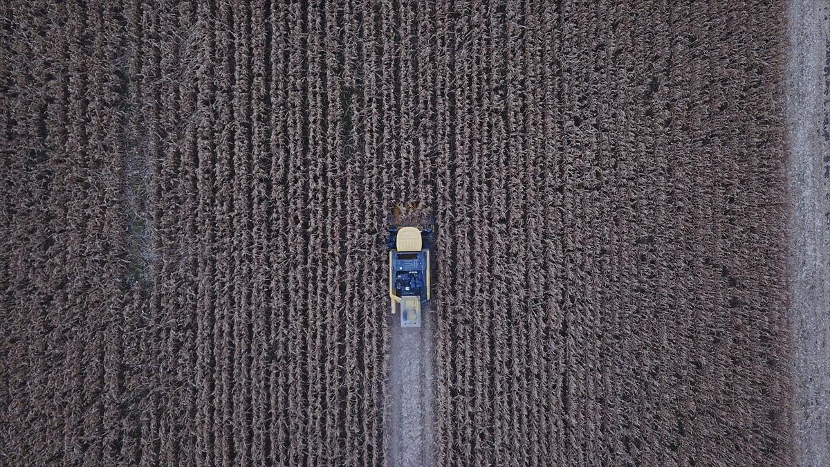 Türkiye Tarım Kredi Kooperatifleri Genel Müdürü Fahrettin Poyraz, etkinlikte yaptığı konuşmada, her zaman çiftçilerin yanında olmaya gayret ettiklerini söyledi. 