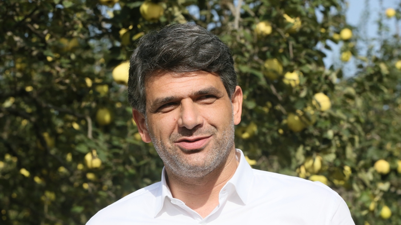 Bu sene üreticilerin verimden memnun olduğunu belirten Kocaman, üretim kapasitesinin artmasının beklendiğini, bunun mutluluğu içerisinde olduklarını kaydetti.