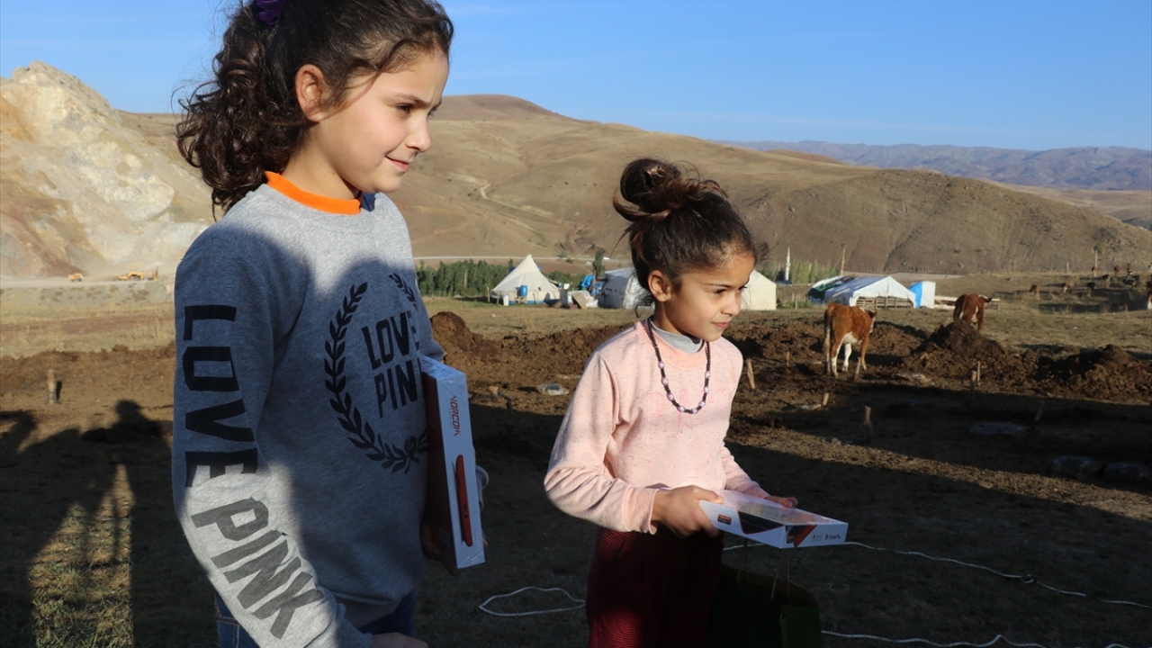 Kızlarının okumasını çok istediğini ve her zaman yanlarında olduklarını ifade eden Kızılay, şöyle konuştu: