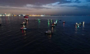 İstanbul Boğazı'nda balıkçıların zorlu mesaisi